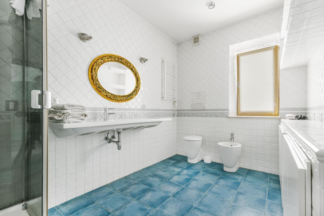 Deribasivska Cozy 4-Room Apartment Oldenburg Bagian luar foto