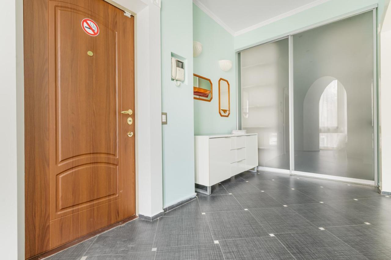 Deribasivska Cozy 4-Room Apartment Oldenburg Bagian luar foto