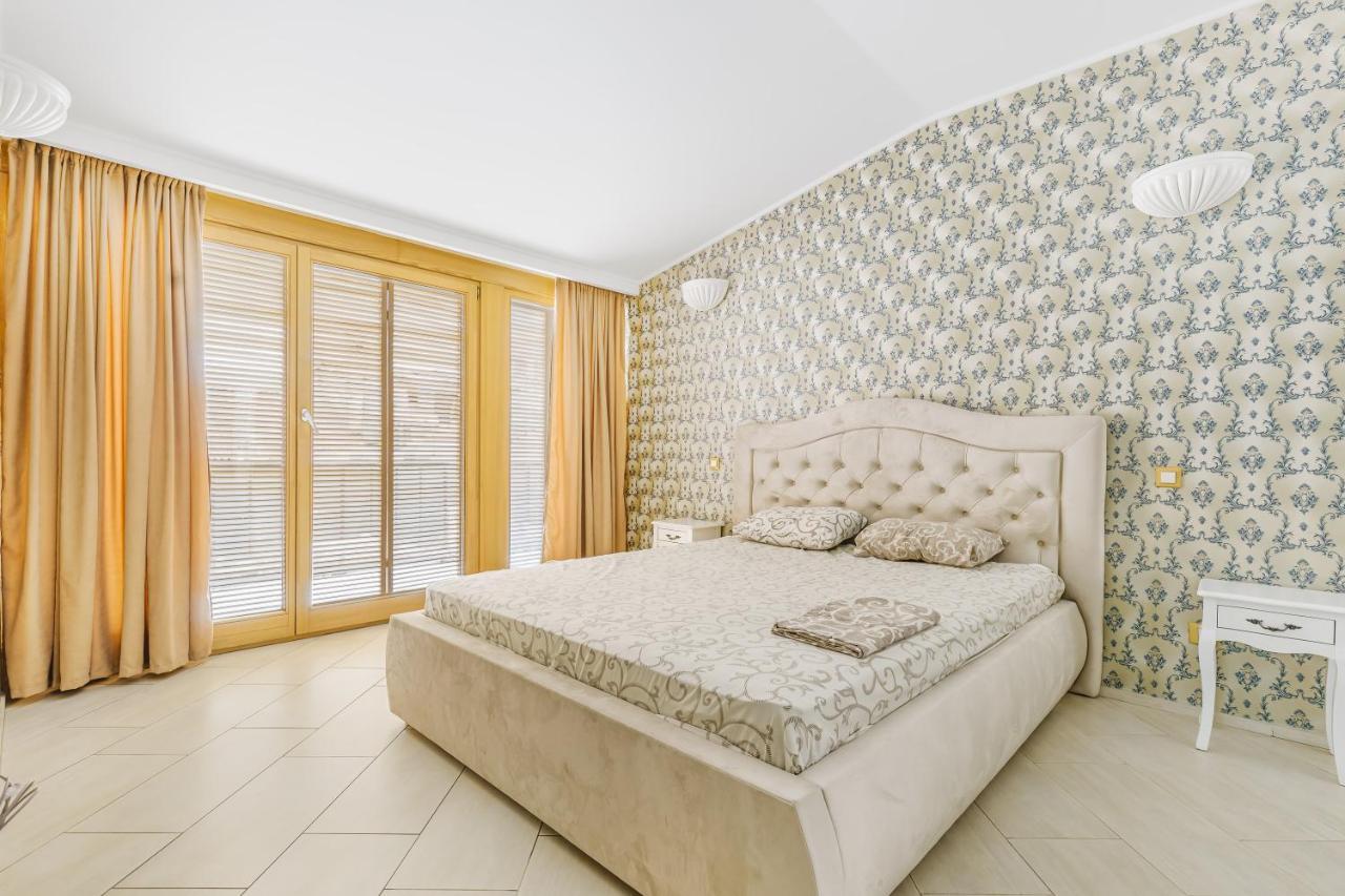 Deribasivska Cozy 4-Room Apartment Oldenburg Bagian luar foto
